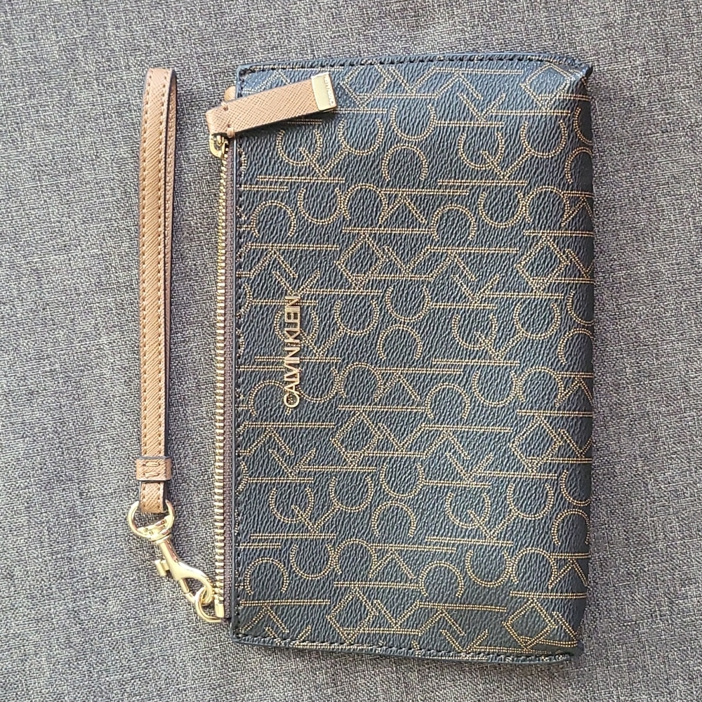 Calvin Klein Wristlet